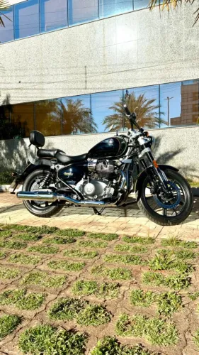 ROYAL ENFIELD SUPER METEOR 650 INTERSTELLAR GREEN - 2024/2025 | IMPECÁVEL!