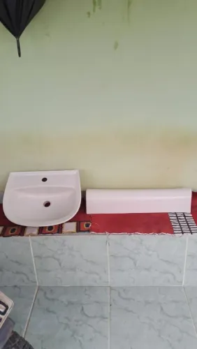 Pia para banheiro e suporte seminova