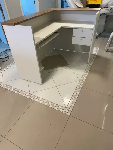 Balcão para recepção 