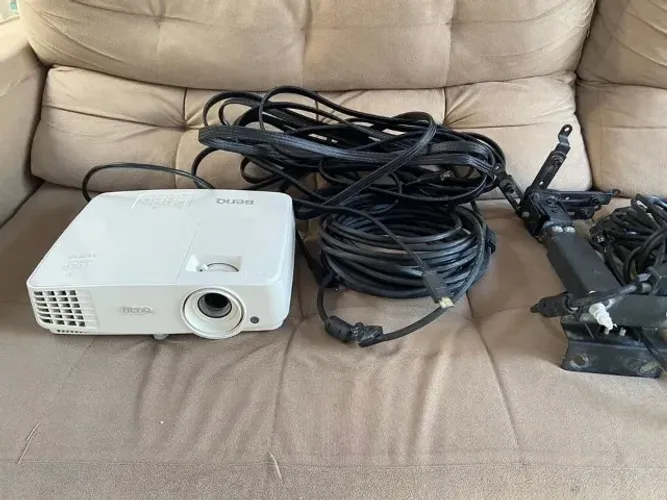 Projetor BenQ MS527 | 3300 Lumens | SVGA | HDMI | Branco