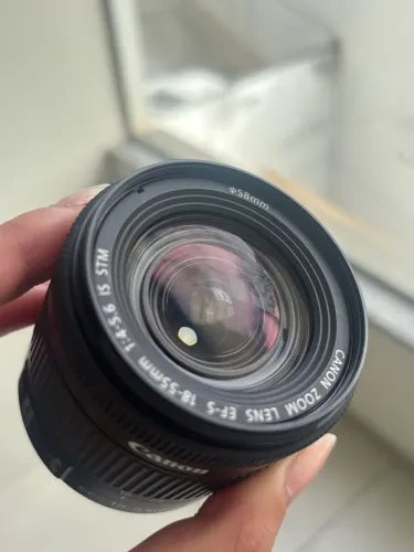 Canon EF-S 18-55mm IS STM 