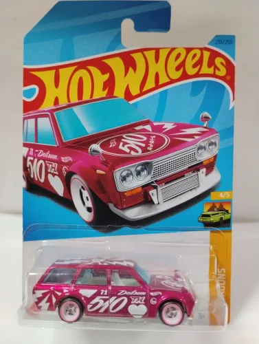 Hot Wheels Datsun Bluebird Wagon Super t hunt 