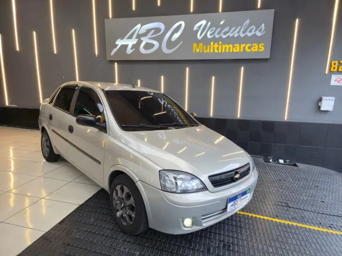 Chevrolet Corsa Sedan 1.0 MPFI 8V 71cv 4P 2004