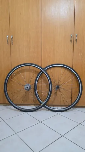 Rodas mavic xp21 + cubos shimano