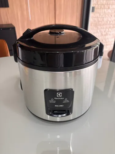 Panela de arroz elétrica Rita Lobo Electrolux 3,5l