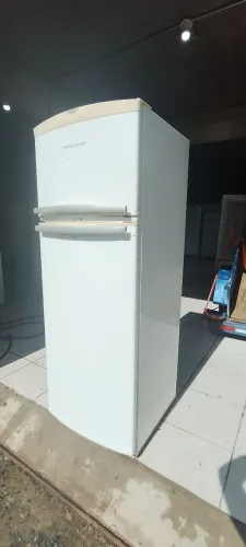 Geladeira Brastemp funcionando perfeitamente