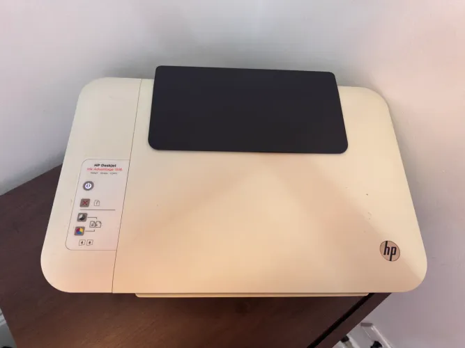 Impressora HP Deskjet Ink Advantage 1516 - Multifuncional