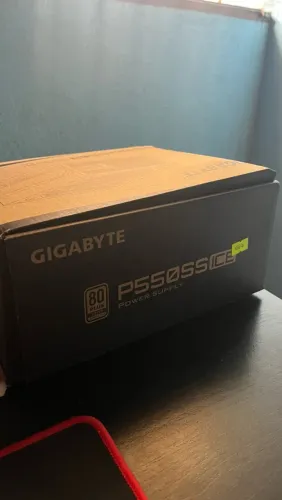 Fonte 550w 80 plus White (nunca usada)