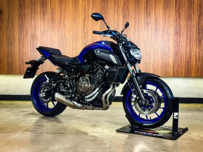 YAMAHA MT07 ABS 2024