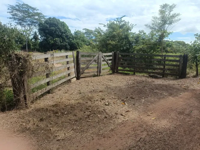 Terreno na Beira do Rio Cuiabá, município de Rosário Oeste.