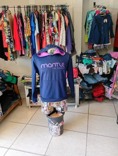 USADA BLUSA C CAPUZ TAM M/ G