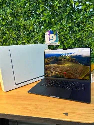 MacBook Air 2023 Chip M2 Cor Midnigth 8GB RAM 512GB SSD Saúde bateria 93% 159 ciclos