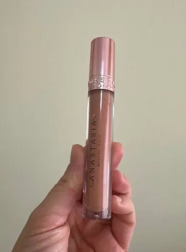 lip gloss anastasia novo