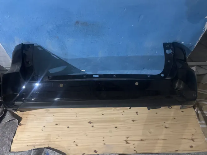 Pára-choque traseiro original da Hilux SW4 2016