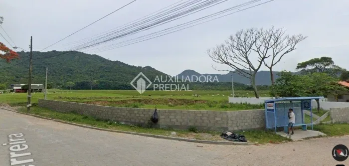 Terreno à venda - Pântano do Sul - 360m²
