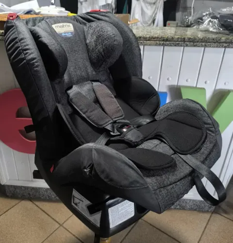 Cadeira Auto Burigotto Matrix Zero a 25kg. Grafite