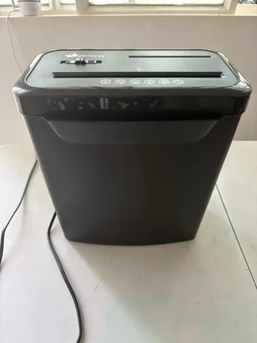 Fragmentadora de papel 8 folhas em partículas / cartão com cesto 220v C800 App-tech CX 1 U