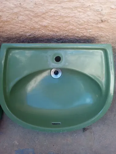PIA DE BANHEIRO VERDE 