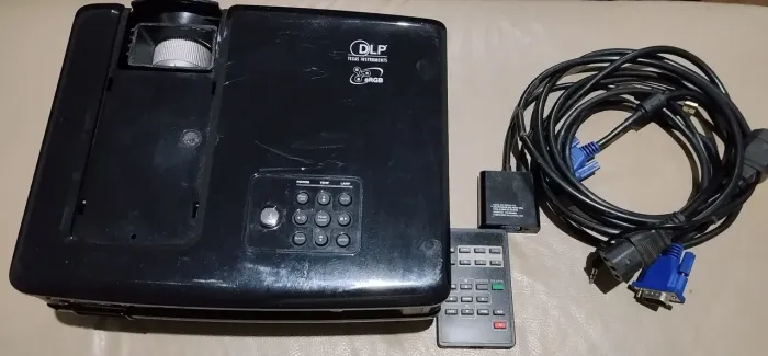 Projetor beng 515 completo com adaptador HDMI