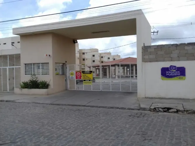 Alugo apartamento no Benedito Bentes