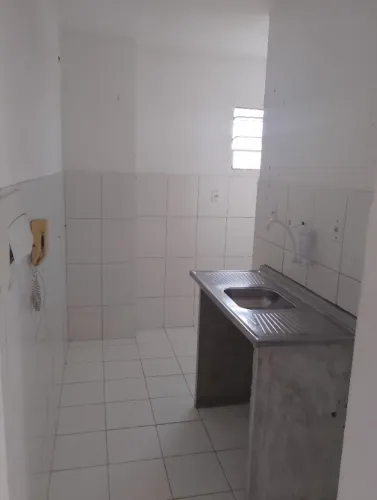 Alugo apartamento