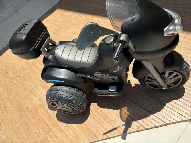 Moto Elétrica Infantil Preta Unissex Com Capacete 12v Biemme Preto 127/220v