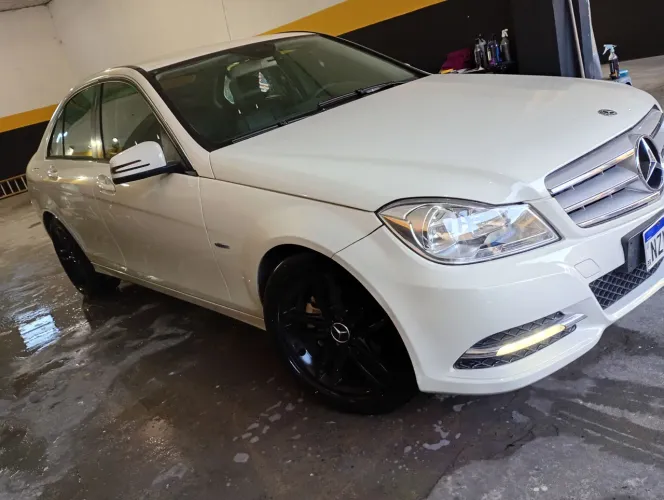 Mercedes-Benz C-180 CGI Classic 1.8 16V 156cv Aut. 2012