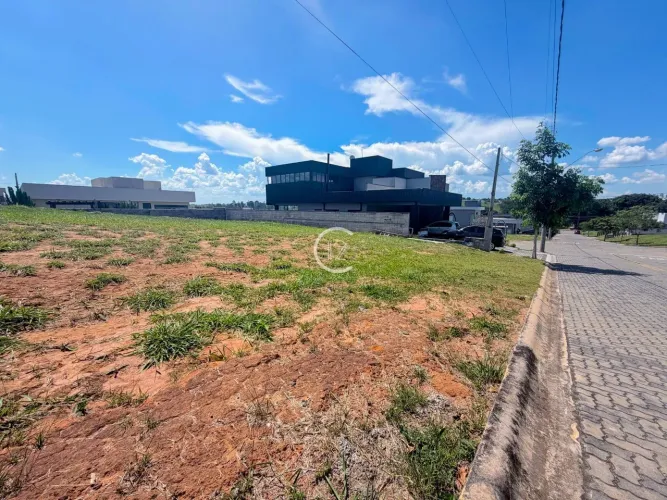 Terreno plano à venda, 540 m² por R$ 477.000 - Eco Park Bourbon - Caçapava/SP