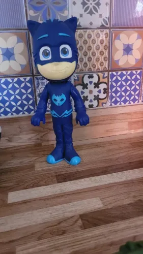 Boneco Vinil Menino Gato