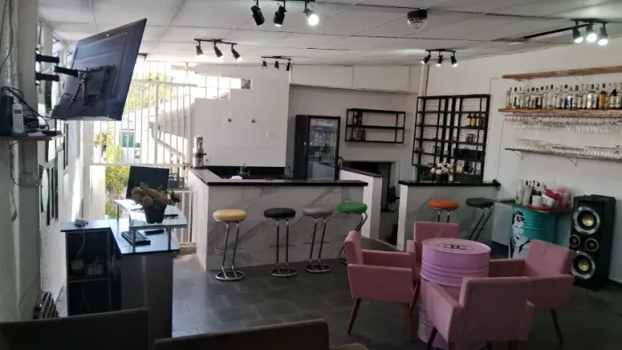 Evite obra: ponto comercial COMPLETO na Lapa (ao lado hospital)