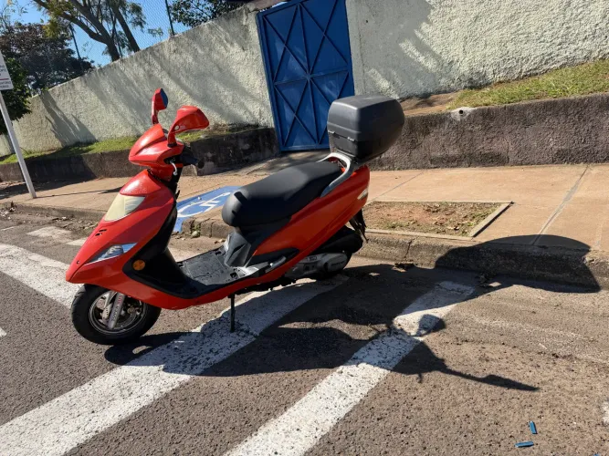 Vendo Burgman 2015 única dona