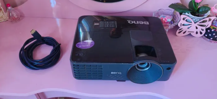 Data show BenQ DLP