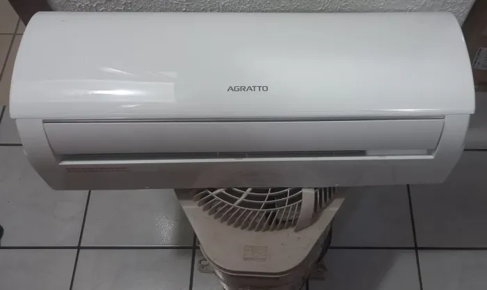 Vend Ar Condicionado Split 9000btus Com instalação Pronta