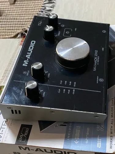 Interface de Áudio - M-Audio M-Track 2X2 - NÃO ACEITO TROCA