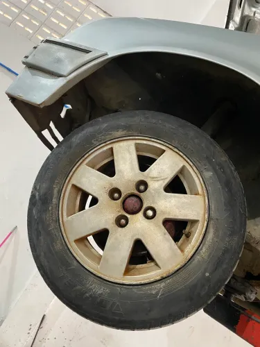 Rodas aro 13 com pneu fraco 