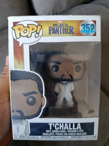 Funkos Pantera Negra 352 e 278