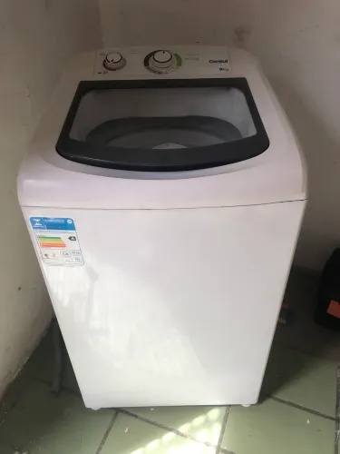 Vendo uma máquina de lavar roupa cônsul 9 kilos 