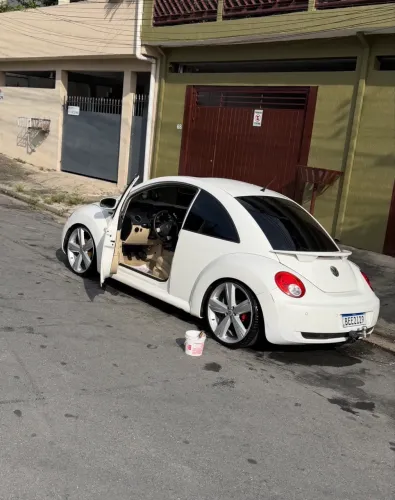 Volkswagen New Beetle 2.0 MI Mec./aut. 2009