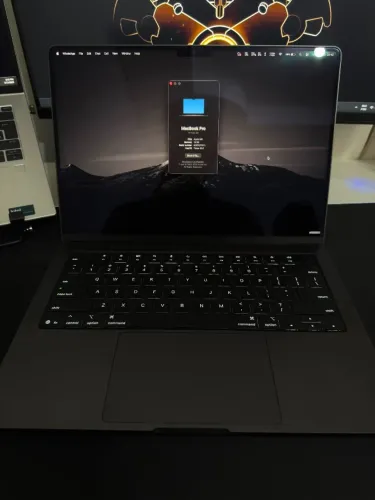 Macbook Pro - M5