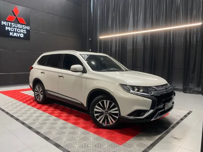 Mitsubishi Outlander 2.2 165cv Diesel Aut. 2022