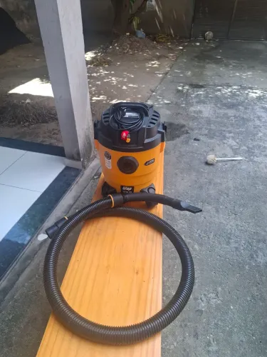 Vendo aspirador de água e pó, no valor de 250, reais