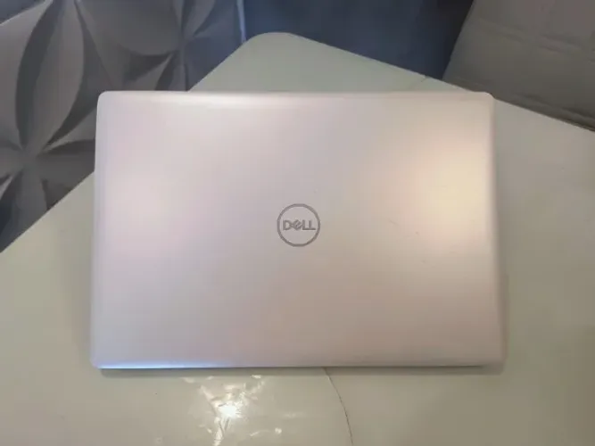 Notebook DELL, Core I5 - 8265U, 8GB Memoria DDR4