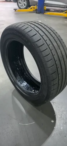 Pneu Continental 235 45 R17