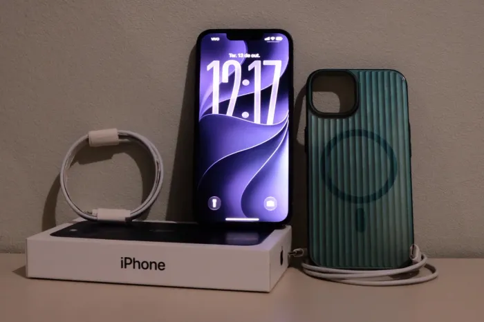 iPhone 13