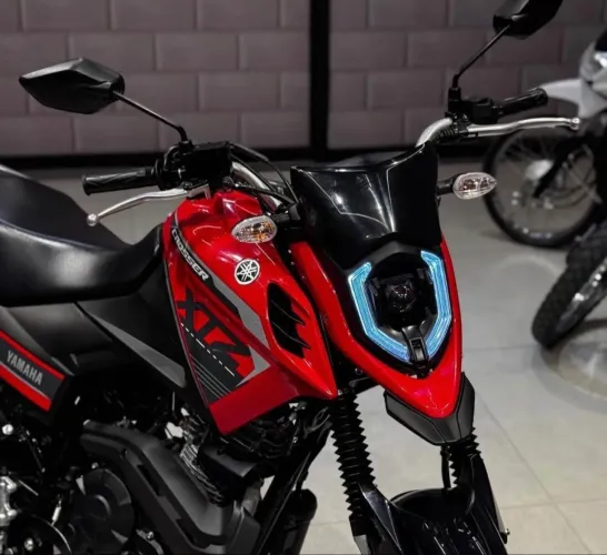 Crosser 2025 