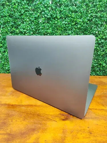 MacBook Pro 2019 i7 16GB 256SSD