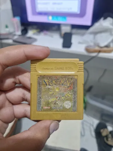 Pokémon gold version COM DEFEITO LEIA A DESCRIÇÃO