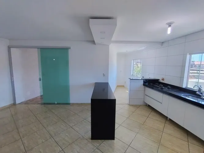 Casa 2 quartos 2 vagas Bonsucesso + Outra casa 3 quartos inacaba