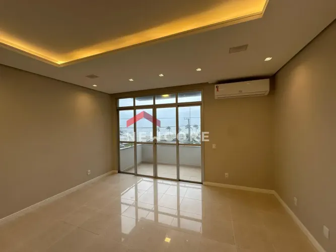 Apartamento em Avenida Jornalista Rubens de Arruda Ramos - Centro - Florianópolis/SC