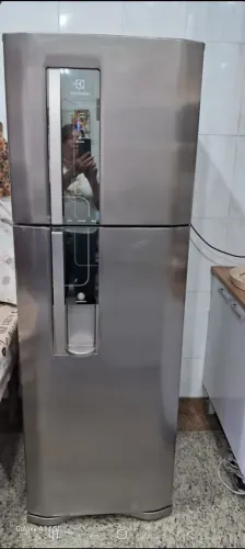 Geladeira Electrolux Inox